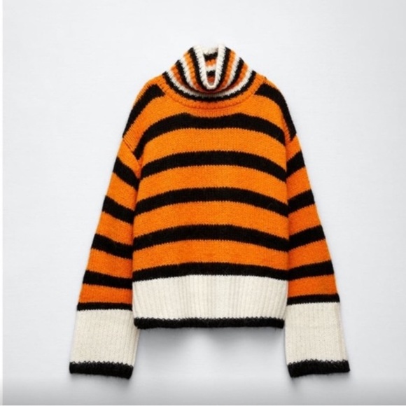 Zara Sweaters - ZARA STRIPED KNIT SWEATER - DIFFICULT TO FIND